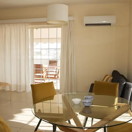 360 View Apartment *